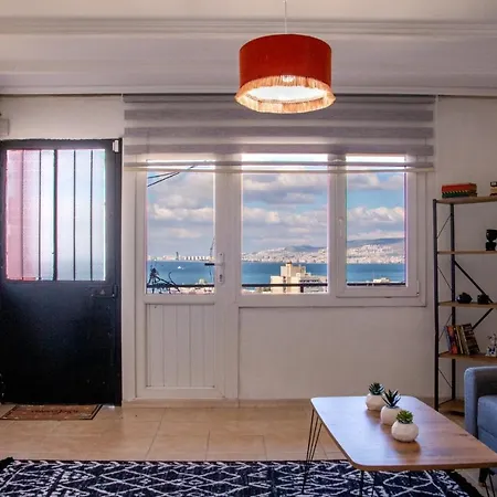 Holiday home Lovely House With Sea View And Backyard In *