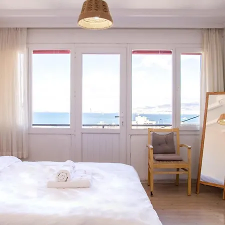 Lovely House With Sea View And Backyard In בית נופש איזמיר